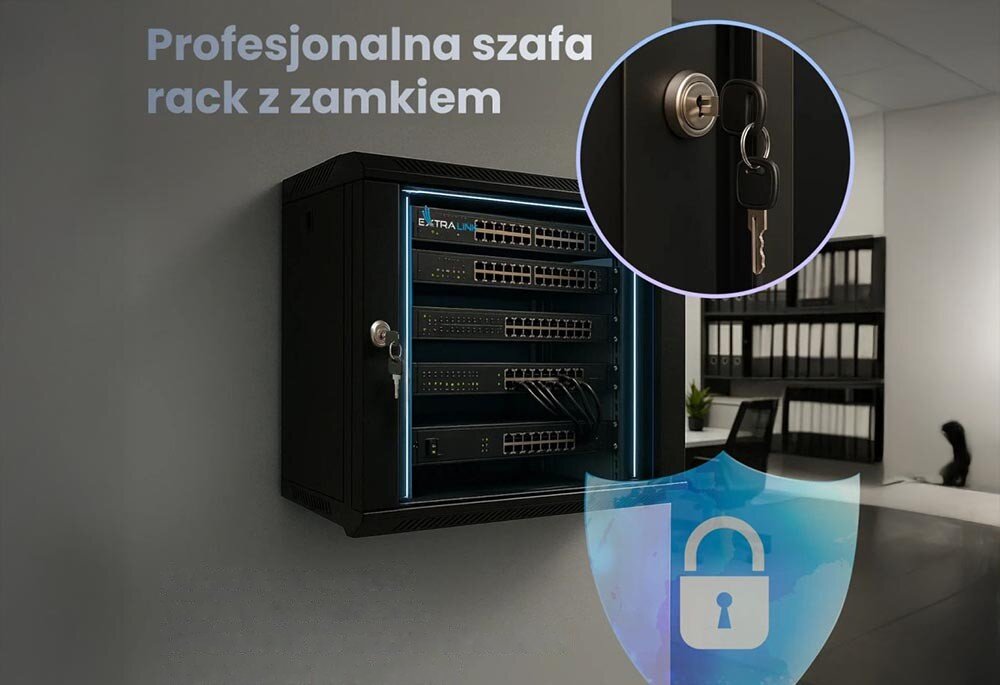 Szafa RACK EXTRALINK 19 6U EX.7225 600 x 450 mm Zbliżenie na zamek z kluczem w drzwiach czarnej szafki wiszącej, w tle widać półki z segregatorami
