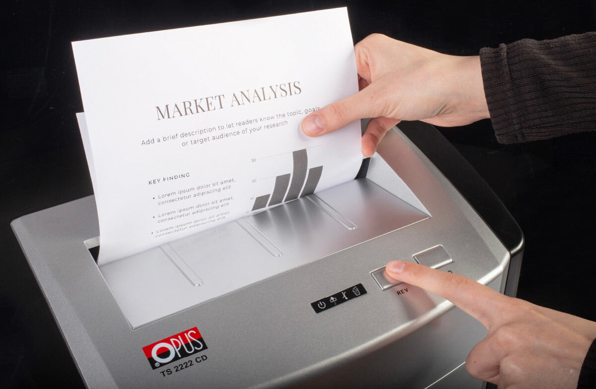 Niszczarka OPUS TS 2222 CD 28 L, P-3, Ścinki, Automatyczny Start/Stop, Funkcja cofania automatyczny system start/stop funkcja automatycznego wycofywania dokumentu diody na wyświetlaczu