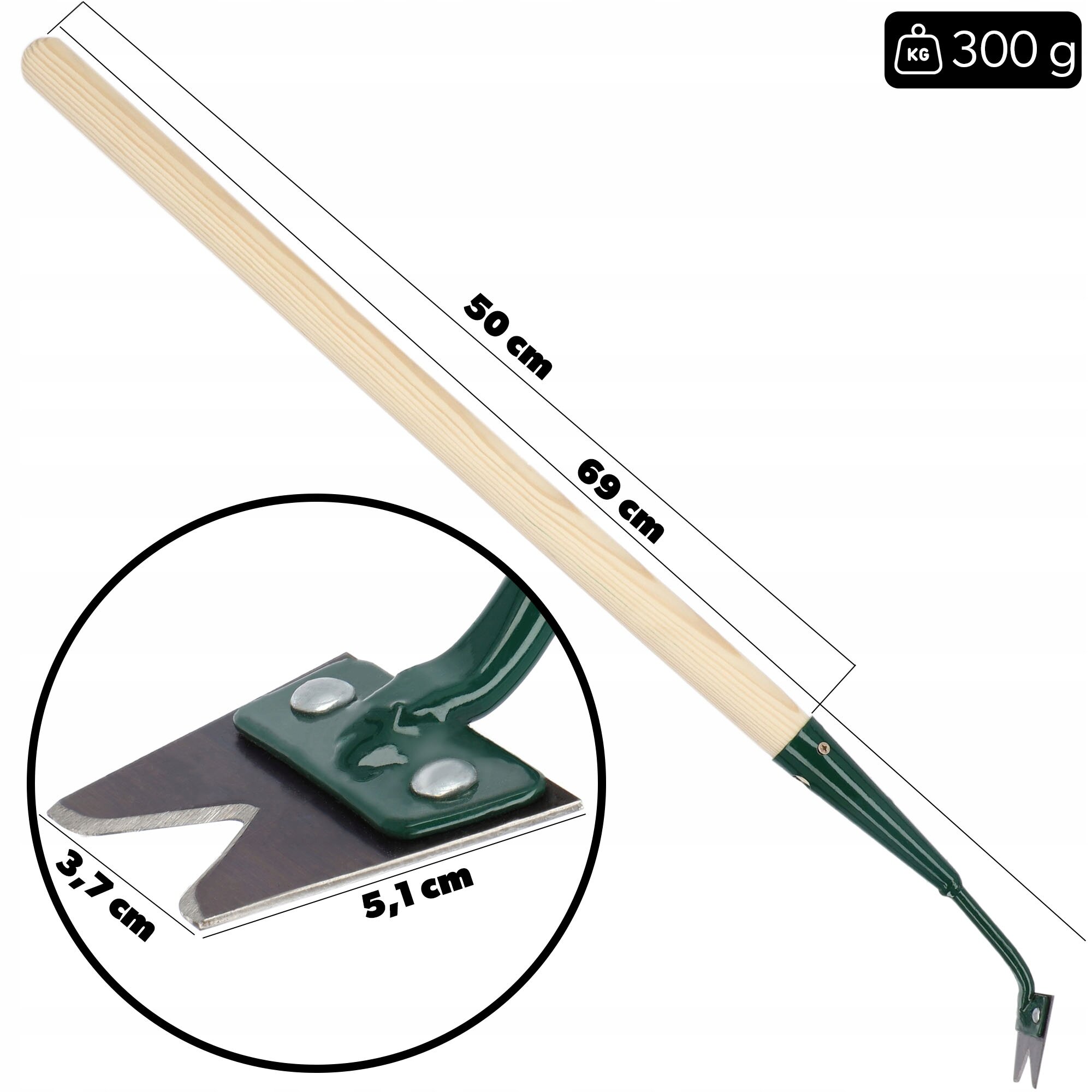 Na obrazie widoczny jest wycinak do chwastów z drewnianym trzonkiem o długości 69 cm i metalowym ostrzem o wymiarach 3,7 cm na 5,1 cm. Waga narzędzia wynosi 300 g.