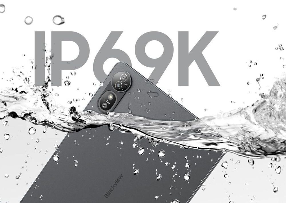 Obraz przedstawia urządzenie marki Blackview zanurzone w wodzie, z widocznym napisem \'IP69K\'.