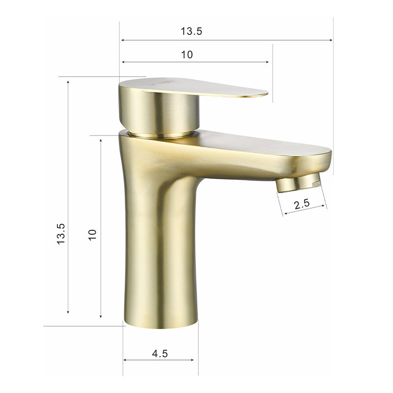 Złota szczotkowana bateria umywalkowa z widocznymi wymiarami: wysokość 13.5 cm, długość wylewki 13.5 cm, wysokość korpusu 10 cm, długość uchwytu 10 cm, szerokość podstawy 4.5 cm, średnica wylewki 2.5 cm.