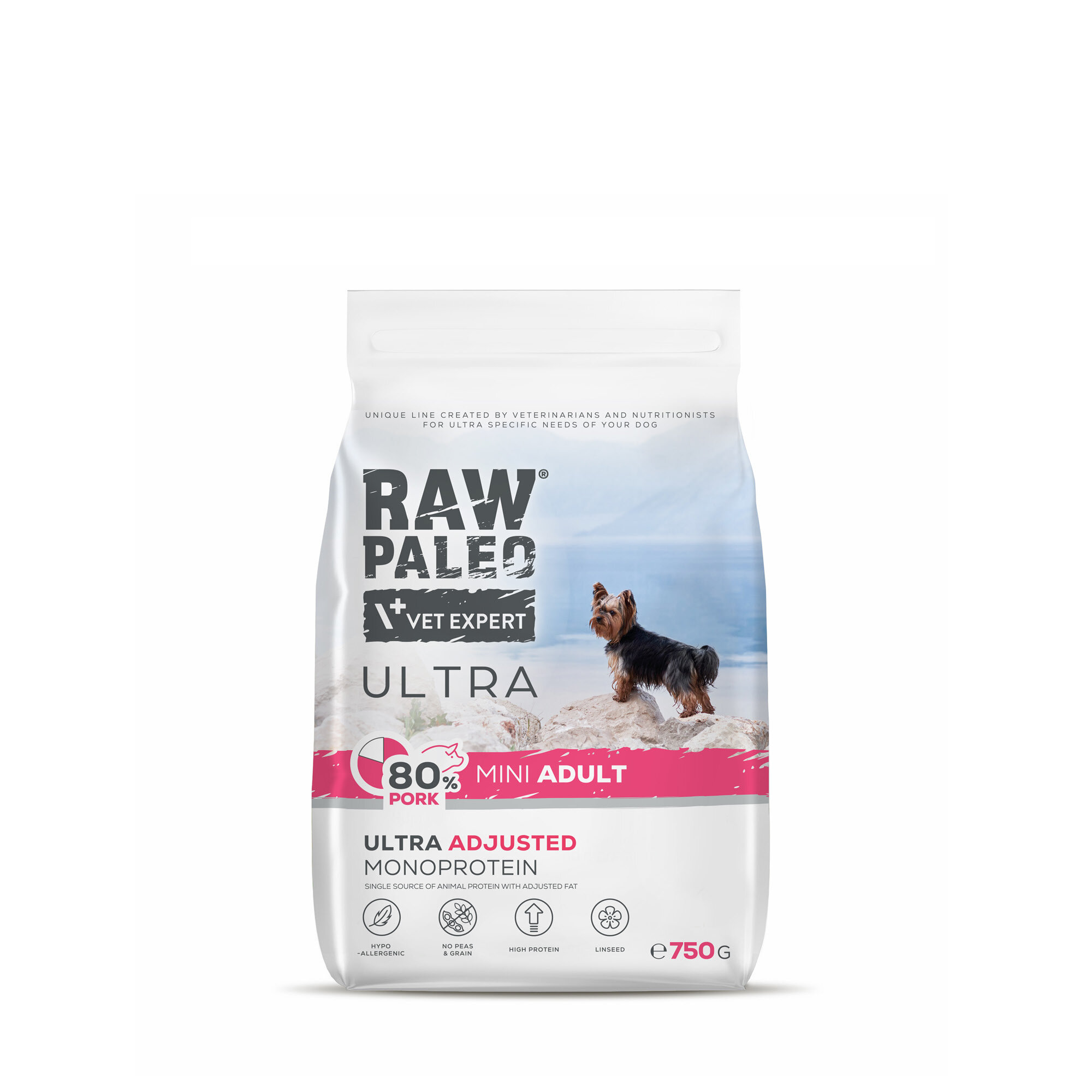 Opakowanie suchej karmy dla psów z napisem \'RAW PALEO VET EXPERT ULTRA 80% PORK MINI ADULT\'. Widoczny jest obrazek psa stojącego na skale oraz informacja o wadze 750g.