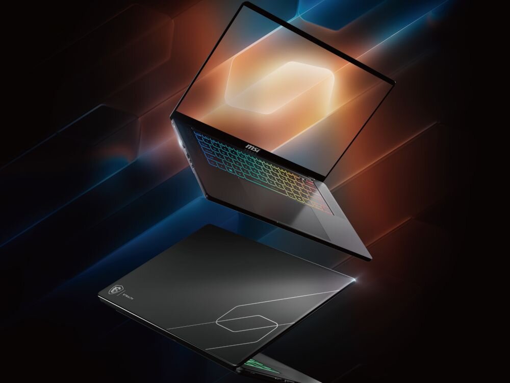 Laptop MSI Stealth unosi się na futurystycznym tle, prezentując smukłą obudowę i podświetlaną klawiaturę podczas mobilnej pracy i gamingu