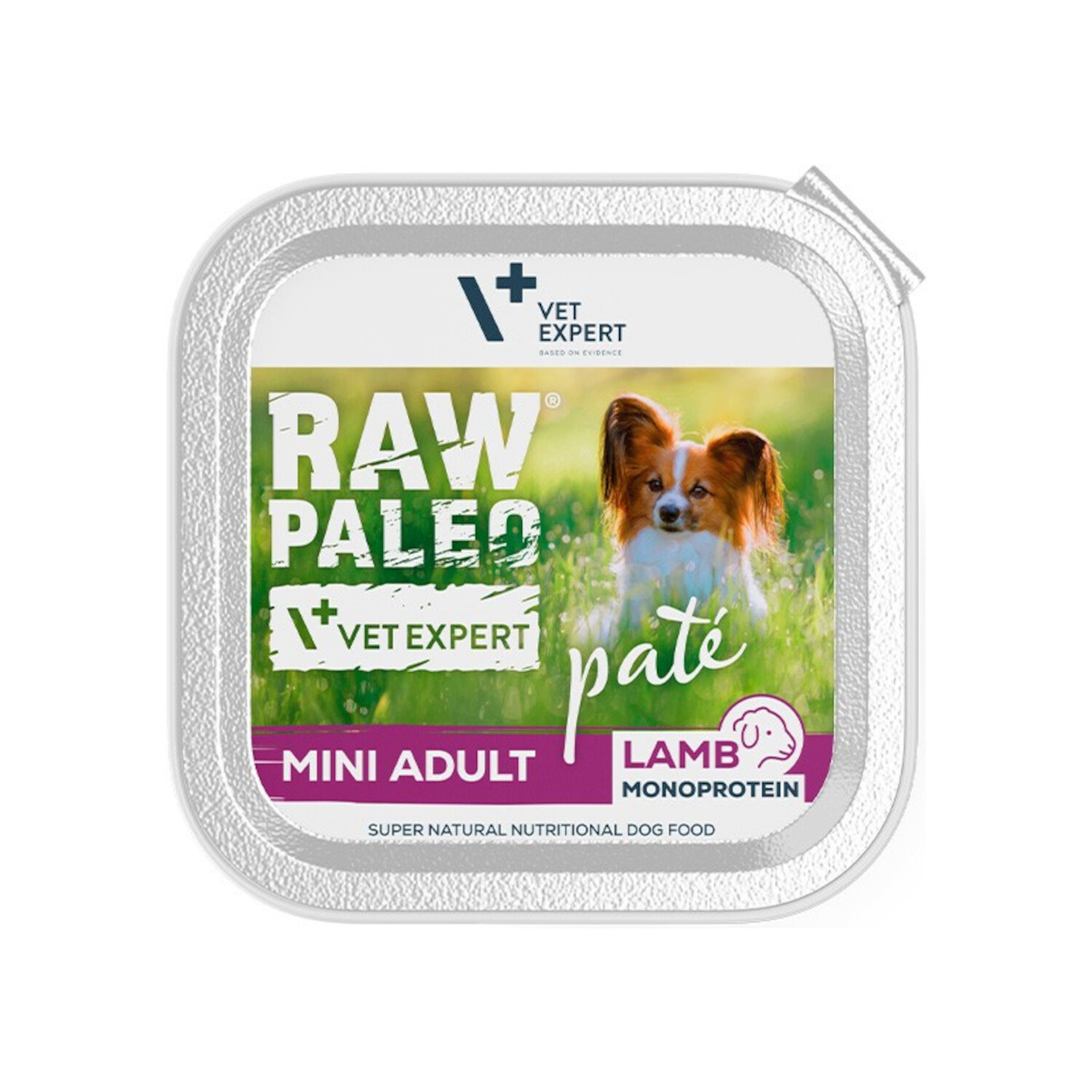 Opakowanie mokrej karmy dla psów z napisem \'RAW PALEO VET EXPERT paté MINI ADULT LAMB MONOPROTEIN\'. Widoczny jest obrazek psa na tle trawy oraz logo \'VET EXPERT\'.