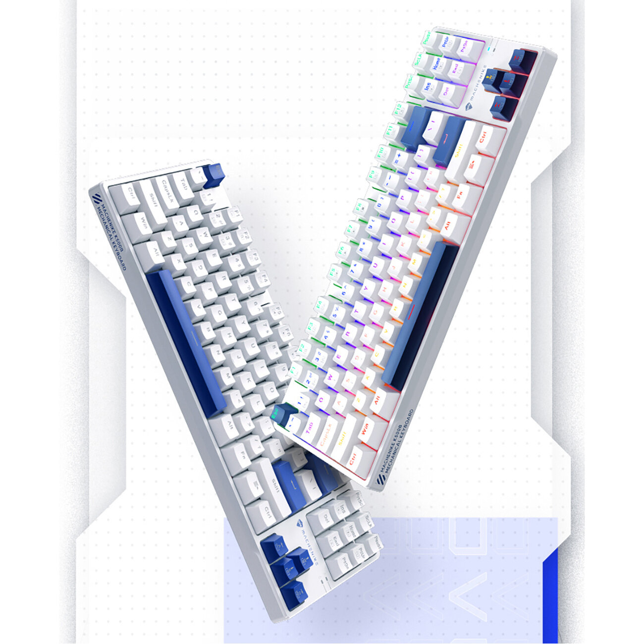 Dwie białe klawiatury mechaniczne z podświetleniem RGB, ustawione pod kątem, z niebieskimi klawiszami funkcyjnymi. Na boku jednej z klawiatur widoczne jest logo \'Machenike\'.