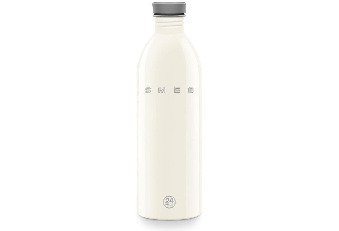 Kremowa stalowa butelka z napisem \'SMEG\' na środku. Na dole widoczny jest symbol \'24 bottles\'.