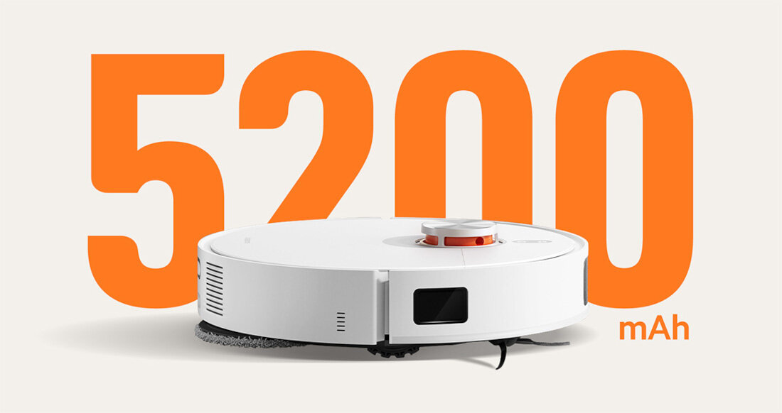 Biały robot sprzątający z widocznym czujnikiem na górze, na tle dużego napisu \'5200 mAh\' w kolorze pomarańczowym.