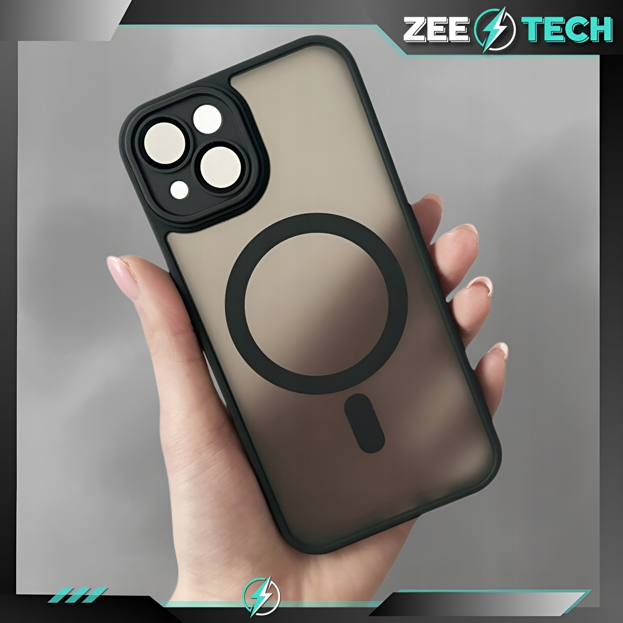 Osoba trzyma czarne etui na telefon z trzema okrągłymi otworami na aparat. W prawym górnym rogu widoczne jest logo \'ZEETECH\'.