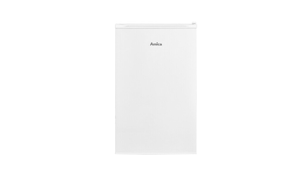 Biała lodówka z widocznym logo \'Amica\' na górnej części drzwi. Lodówka ma prosty, minimalistyczny design.