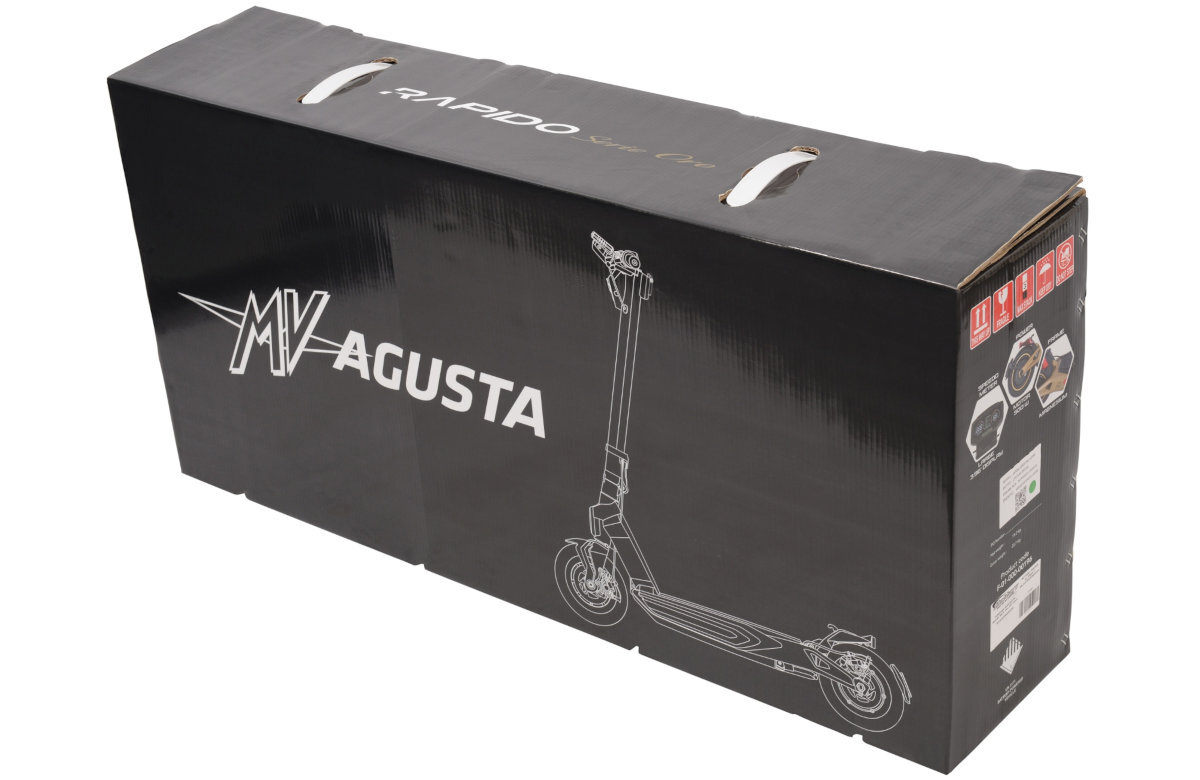 Czarne pudełko z białym logo \'MV AGUSTA\' oraz grafiką hulajnogi. Na górze widoczny napis \'RAPIDO\'.