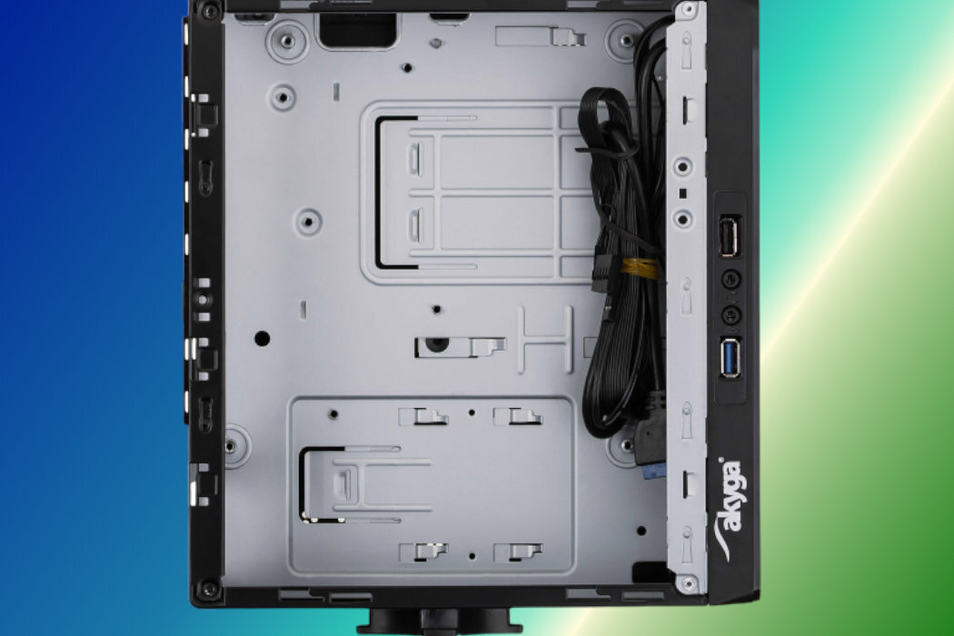 Obudowa AKYGA AK-101-01BK + zasilacz 150W biuro kompaktowe wygoda funkcjonalność biurko VESA ukryte