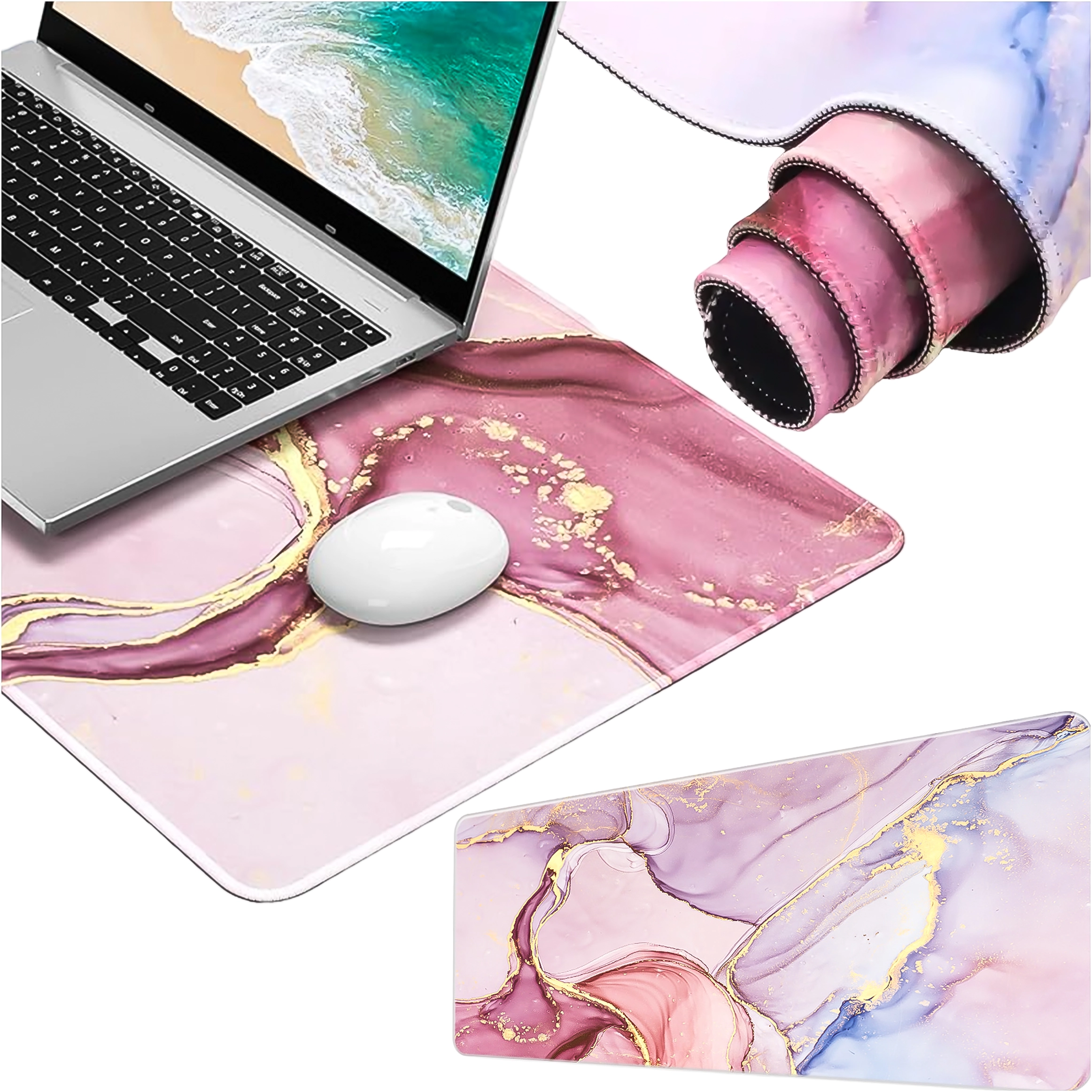 Na obrazie widoczna jest różowa podkładka na biurko z marmurowym wzorem, na której znajduje się laptop i myszka. Podkładka jest częściowo zwinięta, a obok pokazano jej pełny wzór w zbliżeniu.