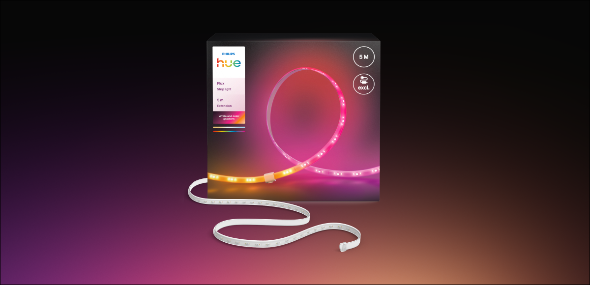 Taśma LED PHILIPS HUE 929004297202 5 m Bluetooth/ZigBee, taśma, instrukcja, zawartość, zestaw, Pudełko z kolorową taśmą LED do dekoracji wnętrz.