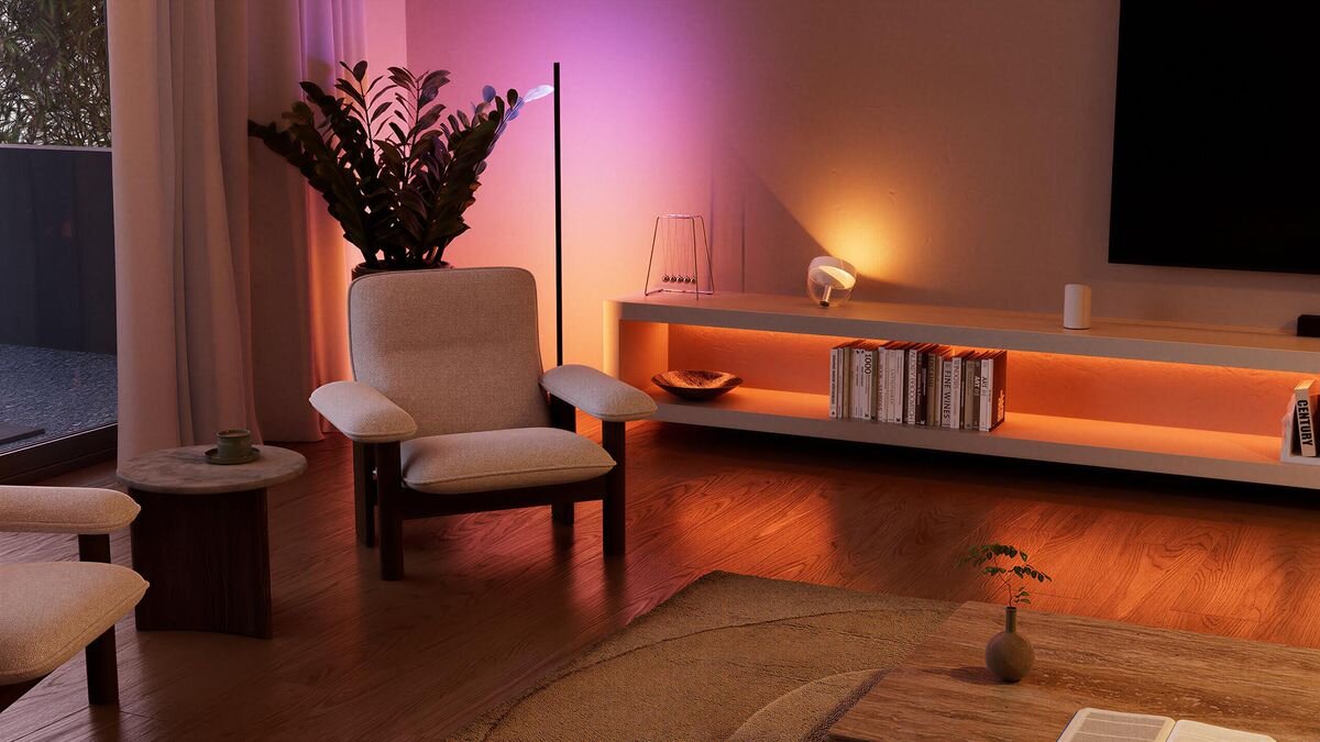 Regulator przyciemniania PHILIPS HUE 929004296901 (1 - kanałowy), sterowanie, obwodem, oświetlenia, dom, Kącik wypoczynkowy z kolorowym, nastrojowym światłem.