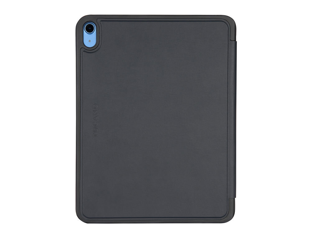 Czarne etui na tablet z wycięciem na aparat w rogu. Na powierzchni widoczny jest napis \'TUCANO\'.