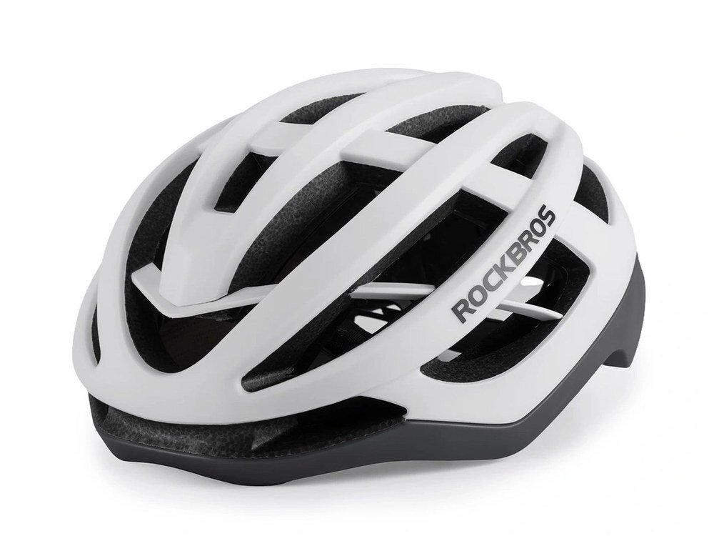 Biały kask rowerowy Rockbros HC-58WG-L na białym tle, ujęcie z boku i z góry z widocznymi otworami wentylacyjnymi i szarą częścią dolną.