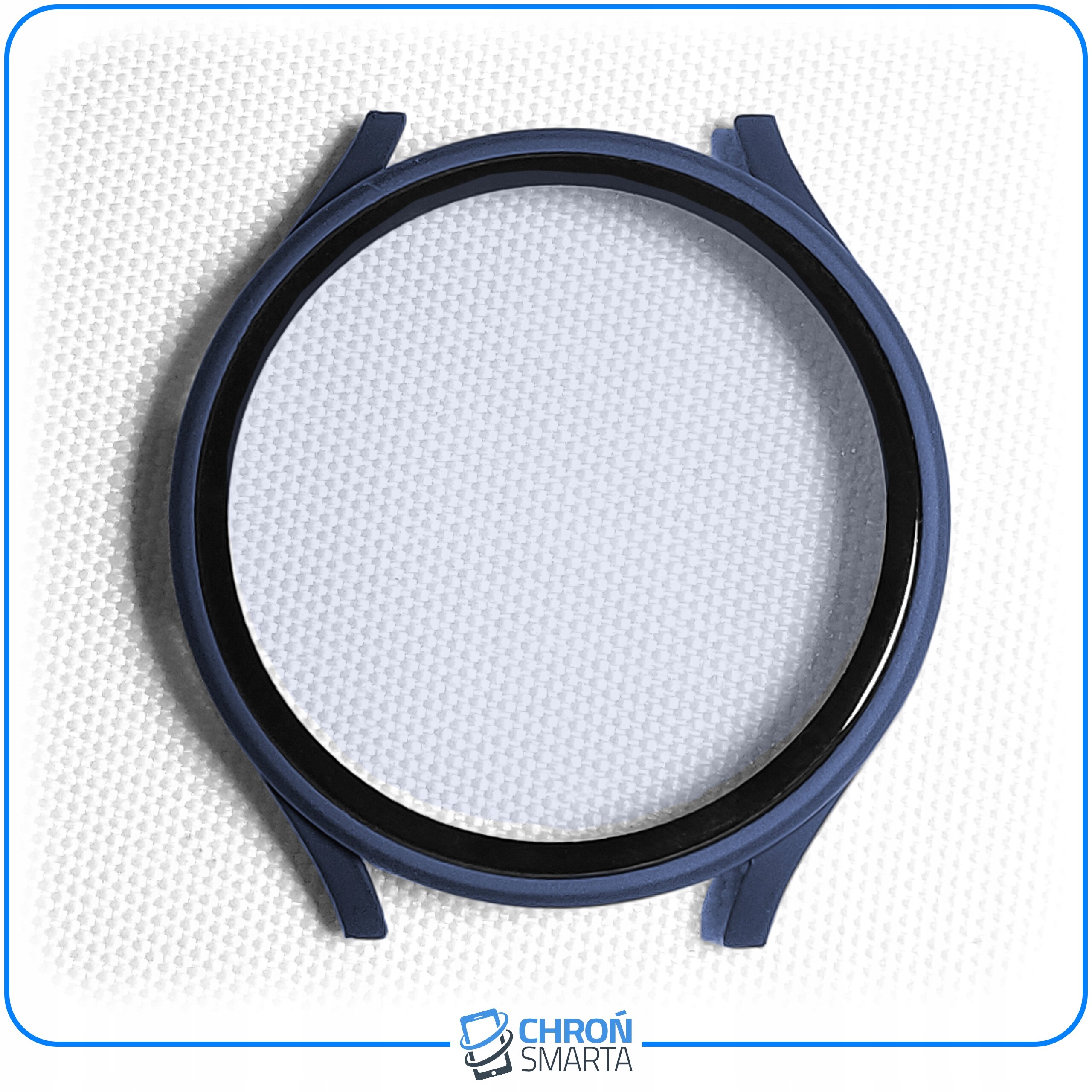 Na obrazie widoczne jest okrągłe etui ochronne w kolorze ciemnoniebieskim, przeznaczone do smartwatcha. Na dole znajduje się logo \'CHROŃ SMARTA\'.