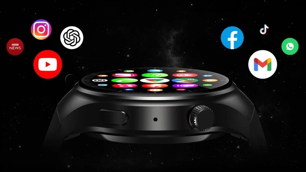 Smartwatch z okrągłym wyświetlaczem, na którym widoczne są kolorowe ikony aplikacji. W tle ciemne, kosmiczne tło z widocznymi ikonami popularnych aplikacji, takich jak Instagram, YouTube, Facebook i Gmail.