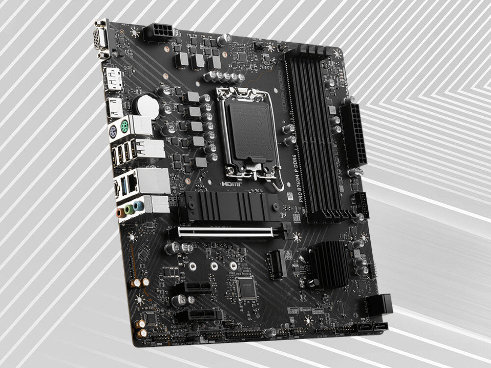 Obraz przedstawia czarną płytę główną z różnymi złączami i komponentami elektronicznymi. Na płycie widoczny jest napis \'PRO B760M-P DDR4\'.