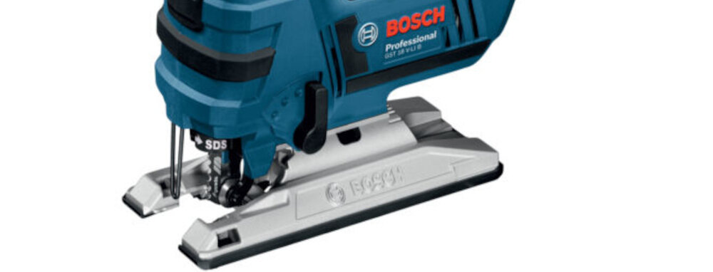 Wyrzynarka BOSCH GST 18V-LI B Professional (06015A6100) szereg przydatnych funkcji system SDS ergonomiczna część chwytowa z miękką okładziną przystosowana do wykonywania cięć prostych i ukosowych pod kątem do 45 stopni
