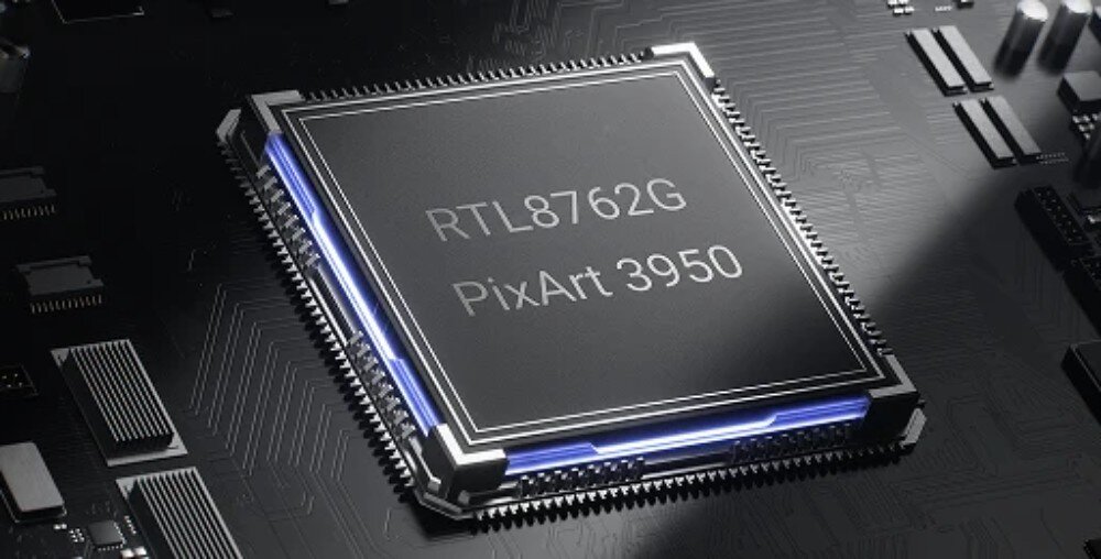 Mysz KEYCHRON G3-Z1 Kwadratowy układ scalony montowany na płytce drukowanej, z napisami 'RTL8762G' oraz 'PixArt 3950'