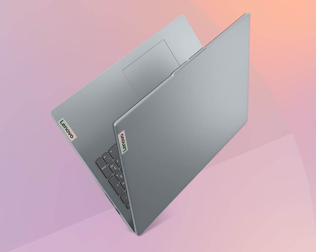 Procesor AMD Ryzen 5 7520U oraz 16 GB pamięci RAM LPDDR5 w laptopie LENOVO IdeaPad Slim 3 15AMN8 82XQ01PHPB