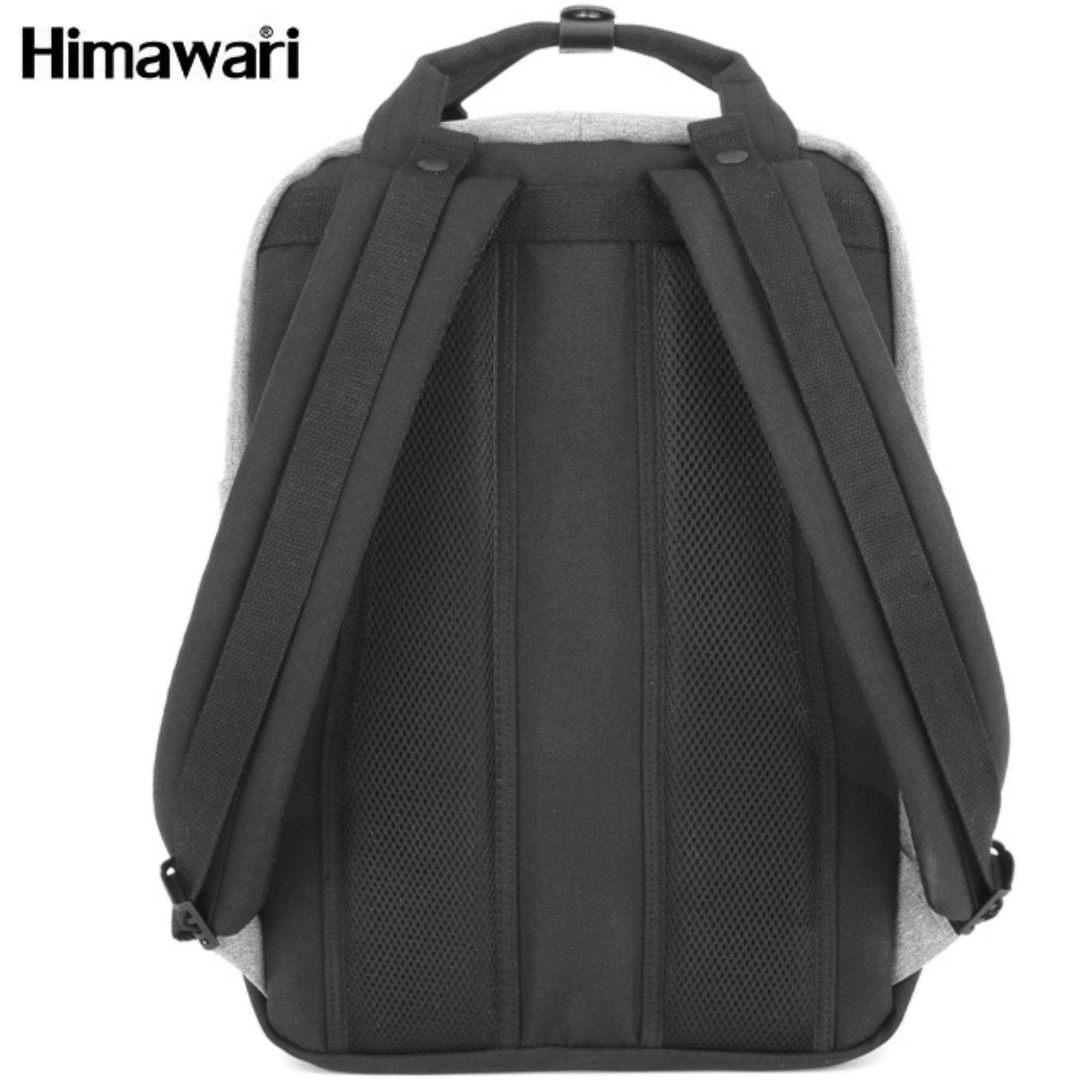 Plecak w kolorze szaro-czarnym z widocznymi szelkami i uchwytem na górze. Logo \'Himawari\' znajduje się w lewym górnym rogu obrazu.