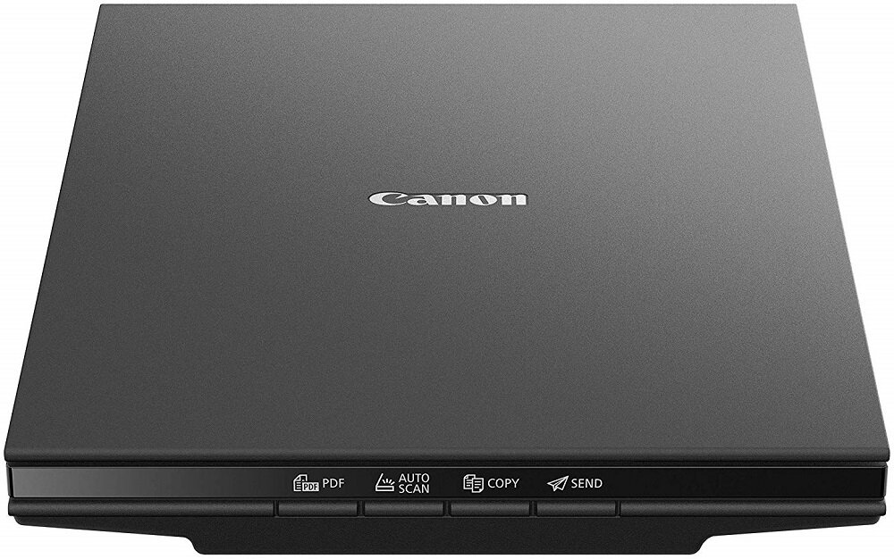 Czarny skaner z widocznym logo \'Canon\' na górnej powierzchni. Na przednim panelu znajdują się przyciski z ikonami i tekstem: PDF, AUTO SCAN, COPY, SEND.