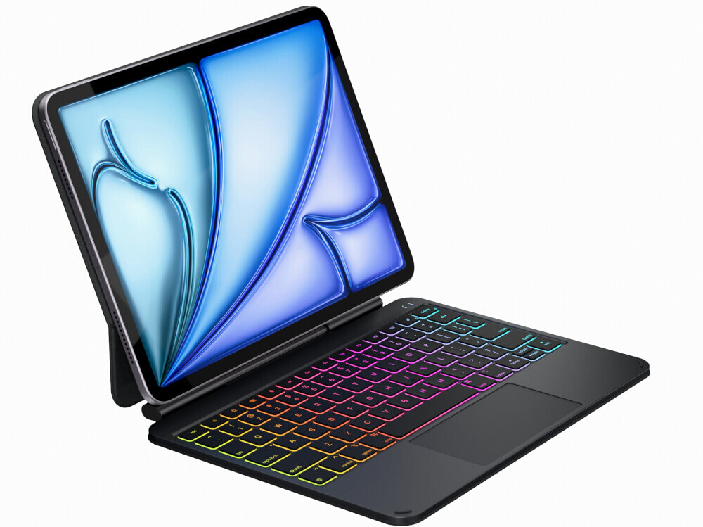 Obraz przedstawia etui na iPad z klawiaturą, z podświetlanymi klawiszami w różnych kolorach. Ekran iPada wyświetla abstrakcyjny, niebieski wzór.