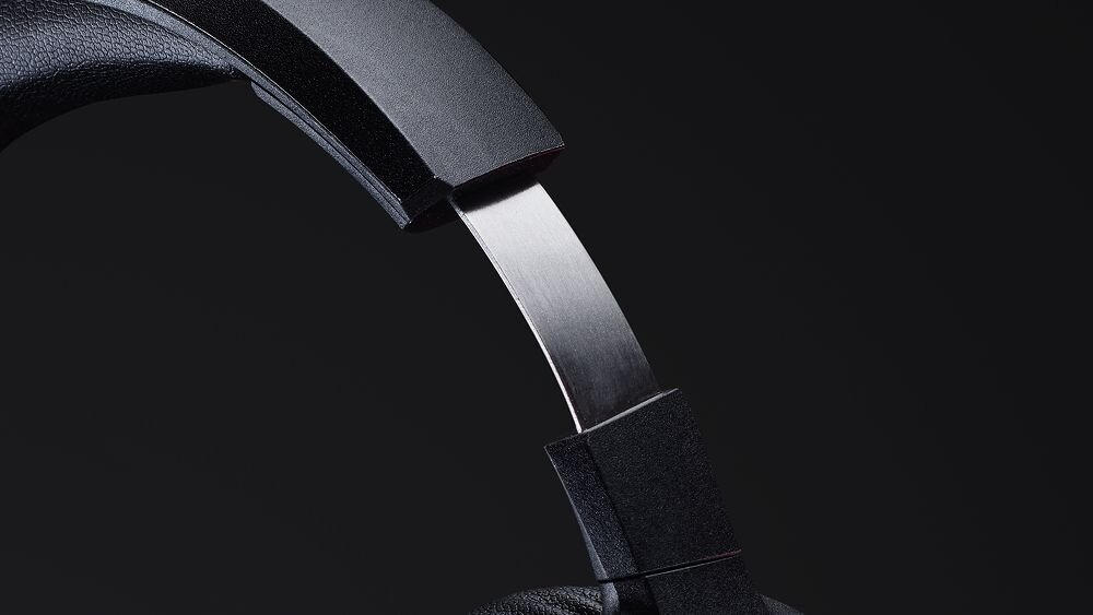 Słuchawki HYPERX Cloud Stinger 3 Wireless ze wzmocnioną konstrukcją i metalowymi suwakami do intensywnego użytkowania, kadr na pałąk słuchawek