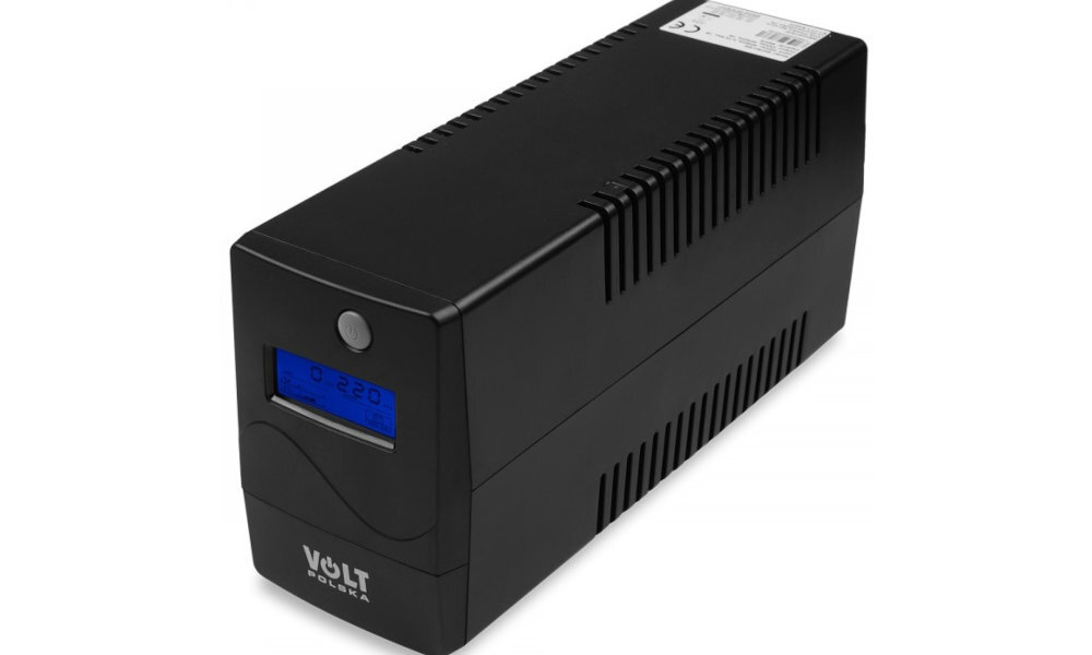 Czarny zasilacz UPS z wyświetlaczem LCD pokazującym wartość 220. Na obudowie widoczne jest logo \'VOLT Polska\'.
