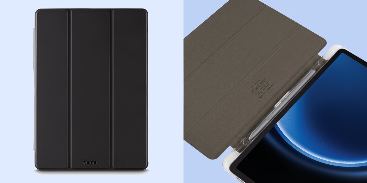 Na obrazie widoczne jest czarne etui na tablet z trzema pionowymi liniami na zewnętrznej stronie oraz otwartym wnętrzem z miejscem na rysik. Na etui znajduje się napis \'hama\'.