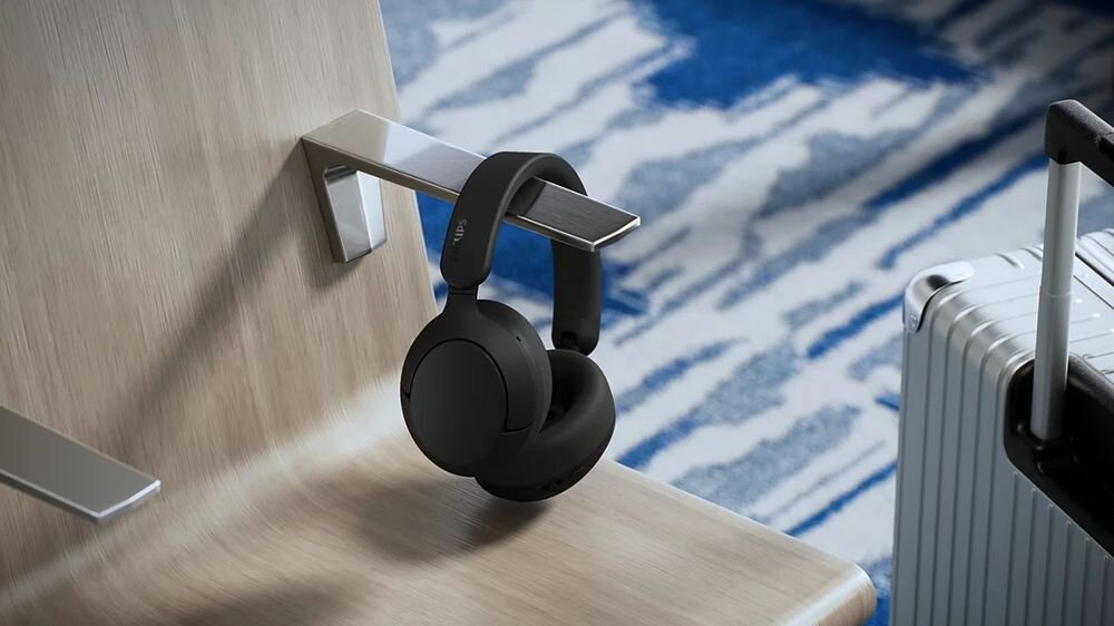Słuchawki nauszne PHILIPS TAH6000BK ANC, przetworniki 40 mm, Dynamic Bass, bogaty bas, słuchawki zawieszone na rączce krzesła