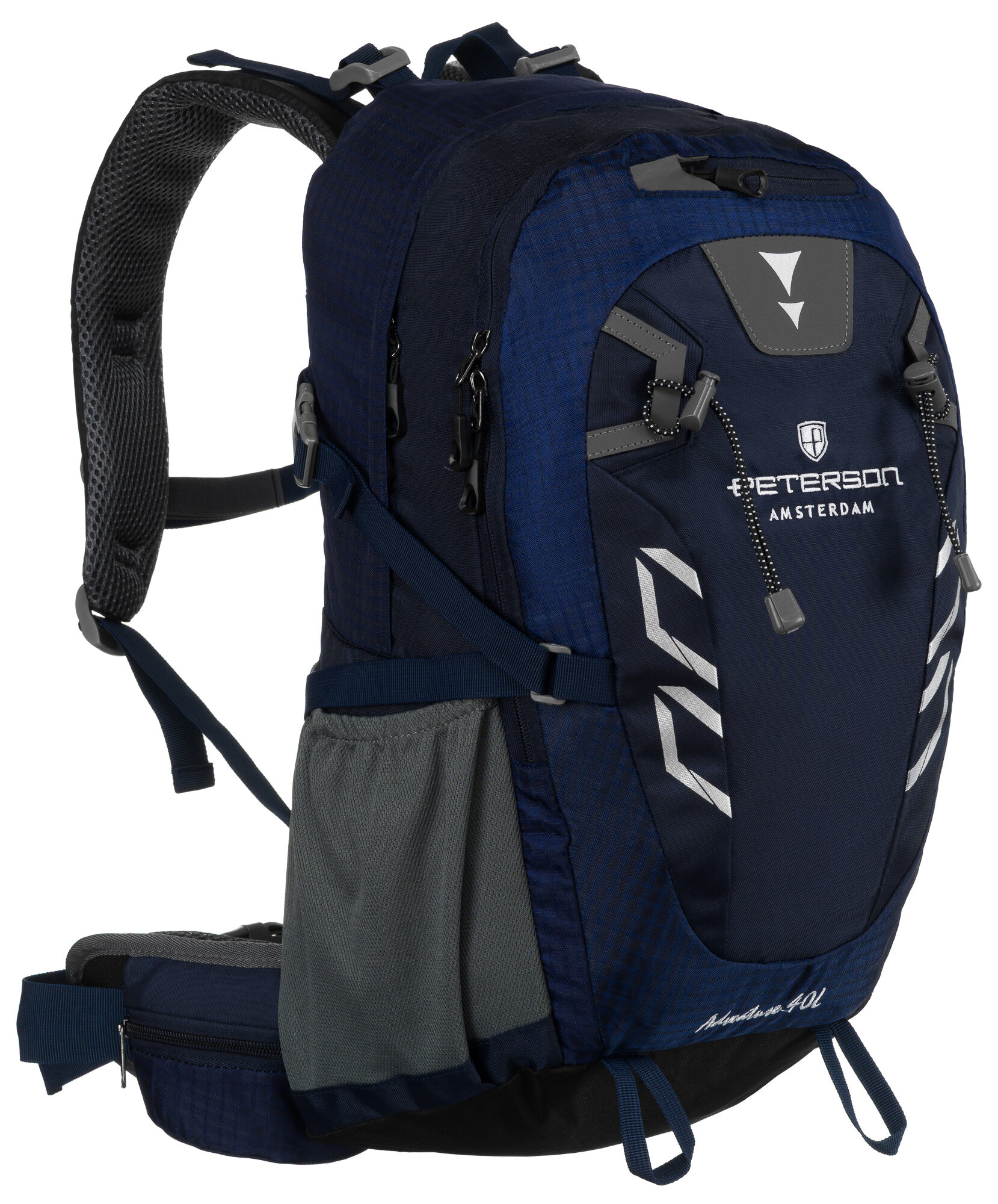 Granatowy plecak turystyczny z szarymi i czarnymi elementami, posiada liczne kieszenie i paski. Na przodzie widoczny jest napis \'PETERSON AMSTERDAM\' oraz oznaczenie \'Adventure 40L\'.