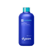 Niebieska butelka z napisem \'02 probiotic Hard floor cleaning solution\' oraz \'dyson\' na dole. Pojemność butelki to 500 ml.