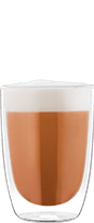 Szklanka z napojem o dwóch warstwach: dolna brązowa, górna biała. Nad szklanką widoczny jest tekst \'CAFFEE LATTE\'.