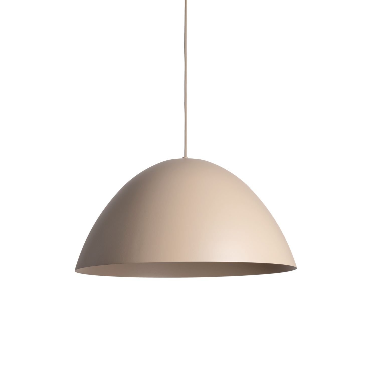 Na obrazie widoczna jest beżowa, półokrągła lampa wisząca z prostym kablem. Lampa ma gładką powierzchnię i minimalistyczny design.