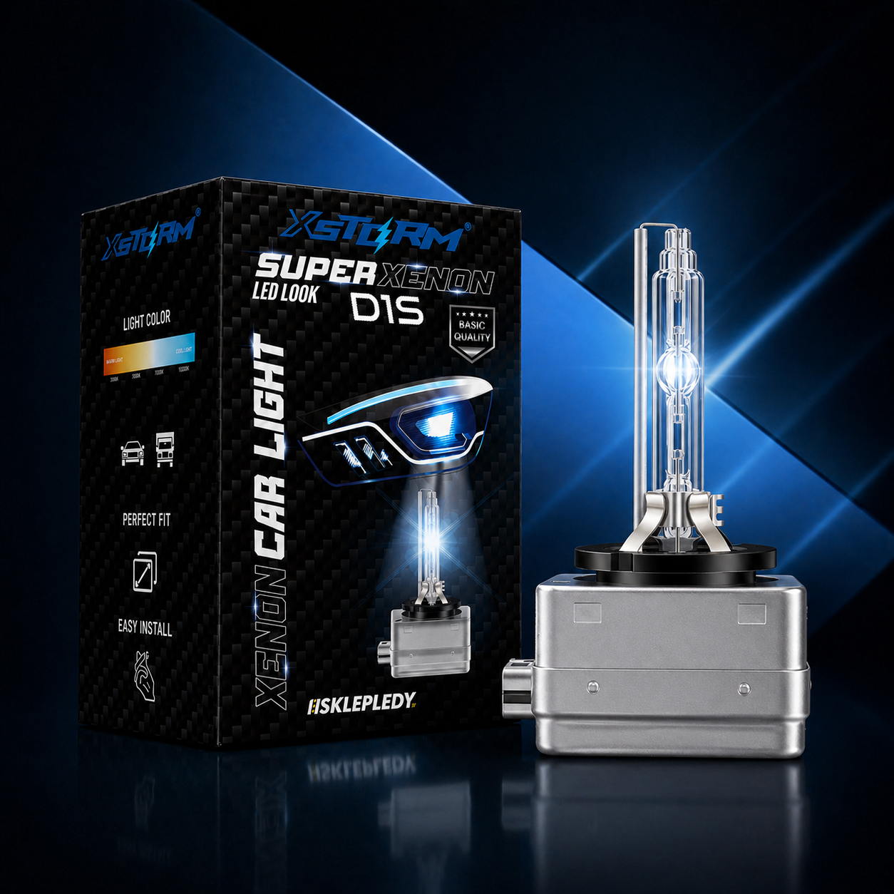 Na obrazie widoczny jest żarnik Xenon D1S oraz opakowanie z napisem \'XSTORM SUPER XENON LED LOOK D1S\'. Opakowanie zawiera informacje takie jak \'LIGHT COLOR\', \'PERFECT FIT\', \'EASY INSTALL\' oraz logo \'ISKLEPLEDY\'.