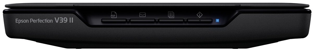 Czarny skaner z widocznymi przyciskami i ikonami na panelu przednim. Na obudowie znajduje się napis \'Epson Perfection V39 II\'.