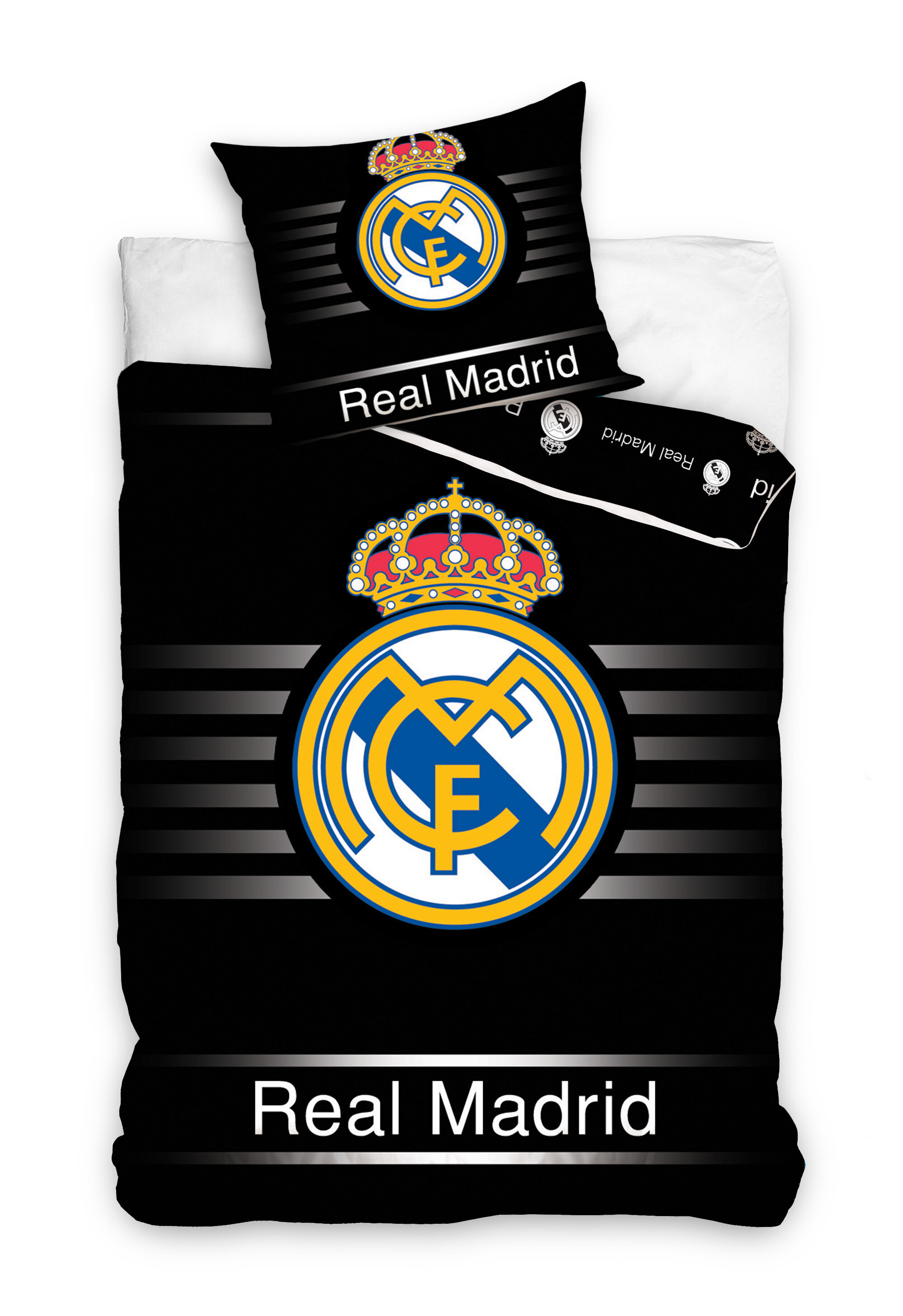 Czarna pościel z dużym logo klubu Real Madrid oraz napisem \'Real Madrid\'. Poszewka na poduszkę również zawiera logo i napis klubu.