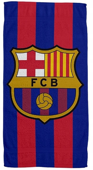 Ręcznik plażowy z dużym logo klubu piłkarskiego na tle pionowych czerwono-niebieskich pasów. Na logo widoczny jest napis \'FCB\'.