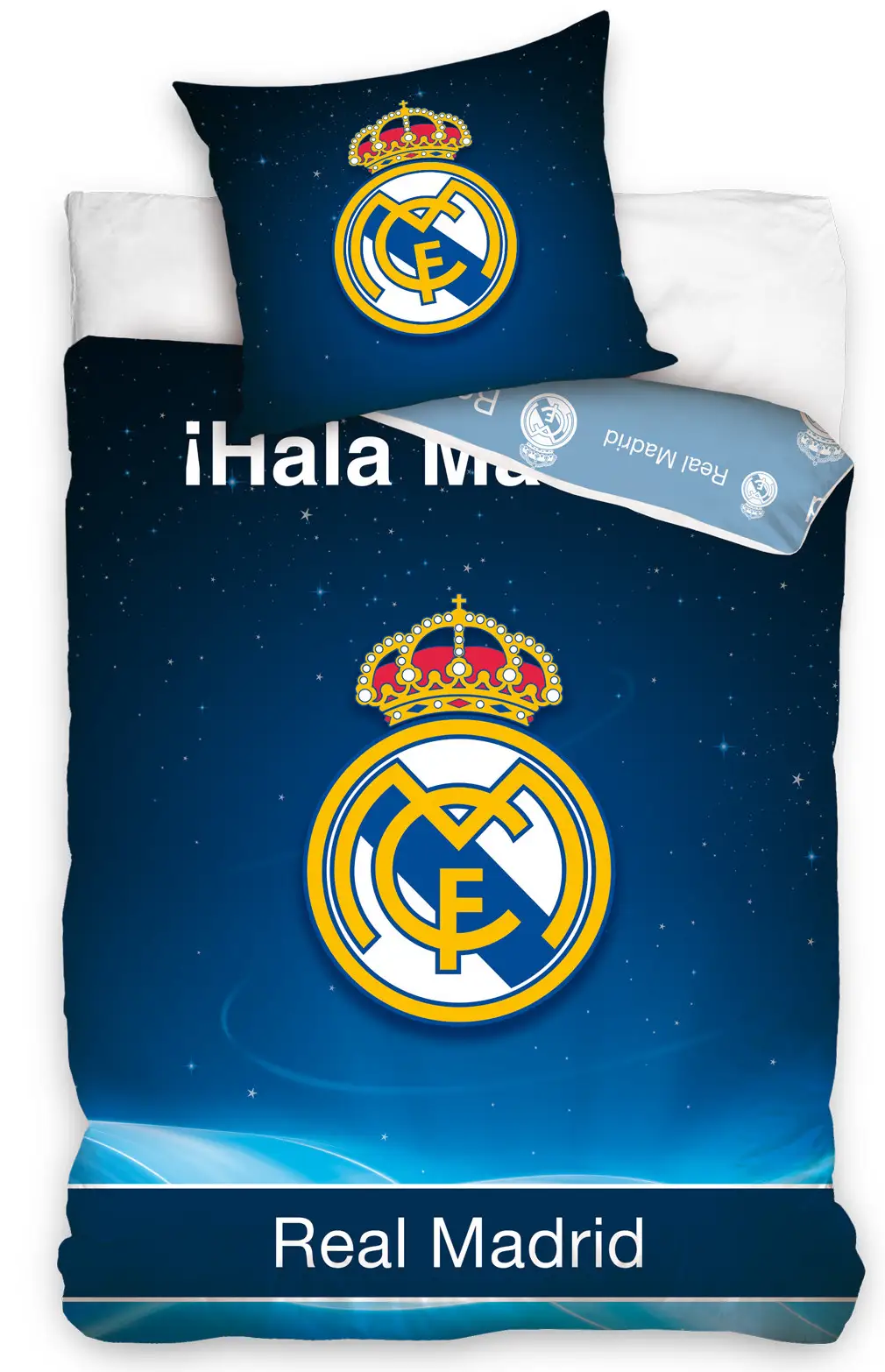 Komplet pościeli z logo klubu piłkarskiego na granatowym tle, z napisem \'Real Madrid\' na dole. Na poduszce widoczne jest to samo logo klubu.