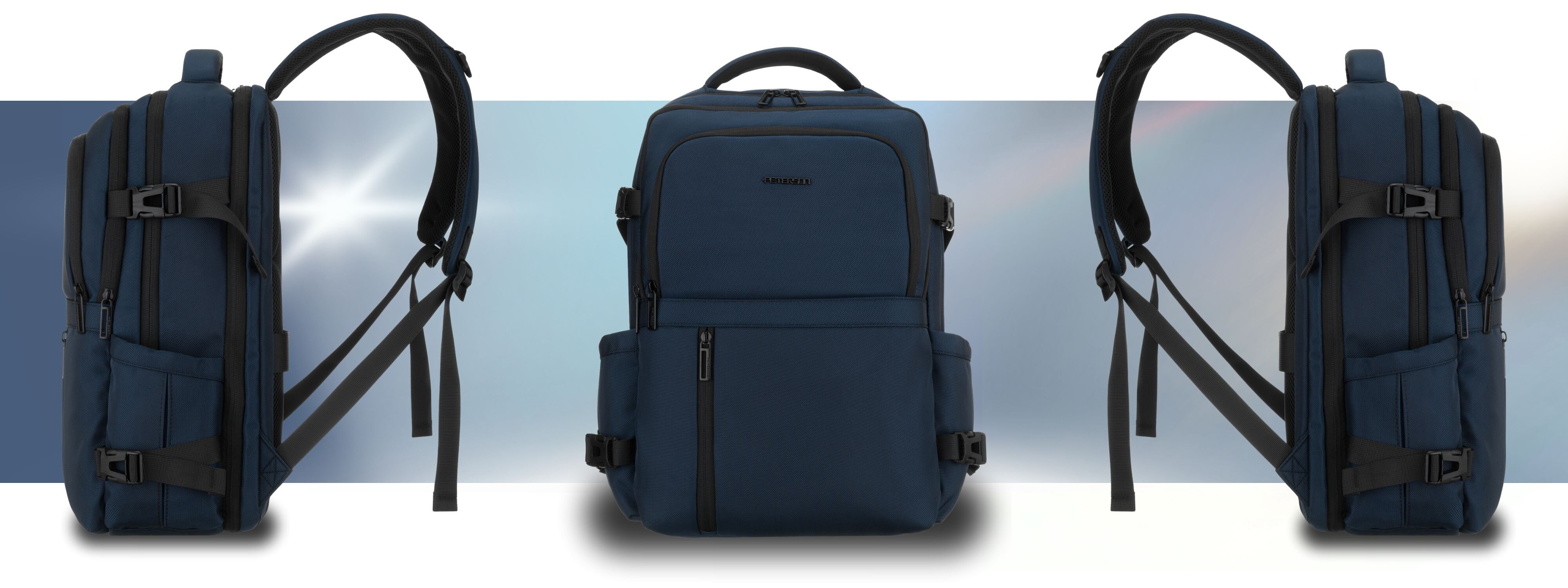 Trzy widoki granatowego plecaka podróżnego z miejscem na laptopa, z przodu i z obu boków. Na plecaku widoczne jest logo \'PETERSON\'.