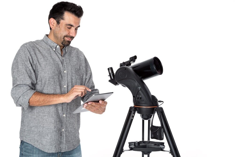 eleskop Astrofi 102 mm Maksutov-Cassegrain obsługiwany z poziomu tabletu   