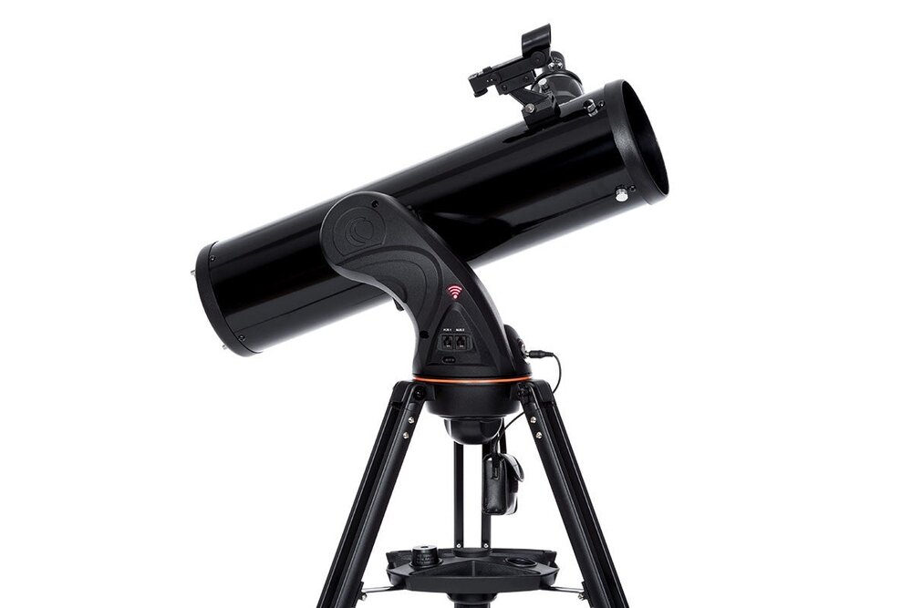 Teleskop Celestron Astrofi 130 mm z boku