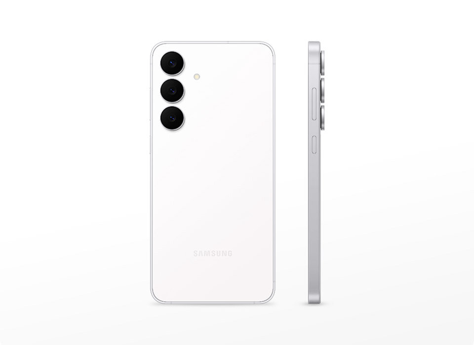 Obraz przedstawia biały smartfon z trzema aparatami umieszczonymi pionowo z tyłu. Na boku urządzenia widoczne są przyciski regulacji głośności i zasilania.