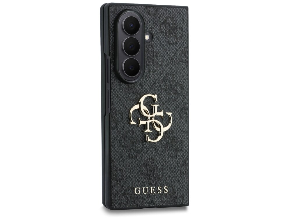 Czarne etui na telefon z dużym złotym logo GUESS 4G oraz napisem \'GUESS\' na dole. Etui ma teksturę z delikatnym wzorem i jest przeznaczone do modelu Samsung Galaxy Z Fold 8 Ultra.