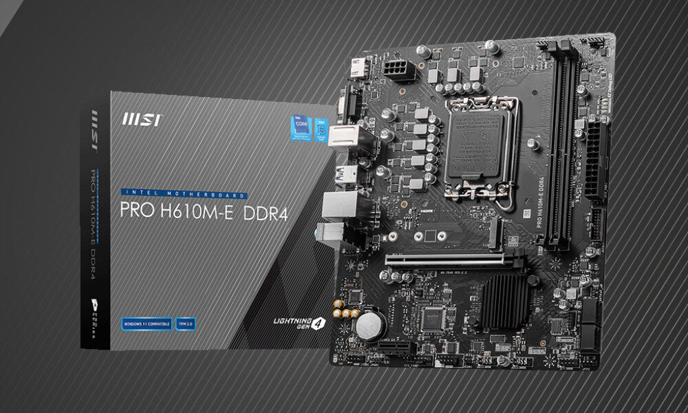 Komputer XQUANTUM XQI5R16S512GB-XI24WH Płyta główna formatu microATX na ciemnym tle, po prawej stronie, obok stojące pudełko z nazwą 'PRO H610M-E DDR4', płyta główna, komponenty, chipset, gniazdo, porty