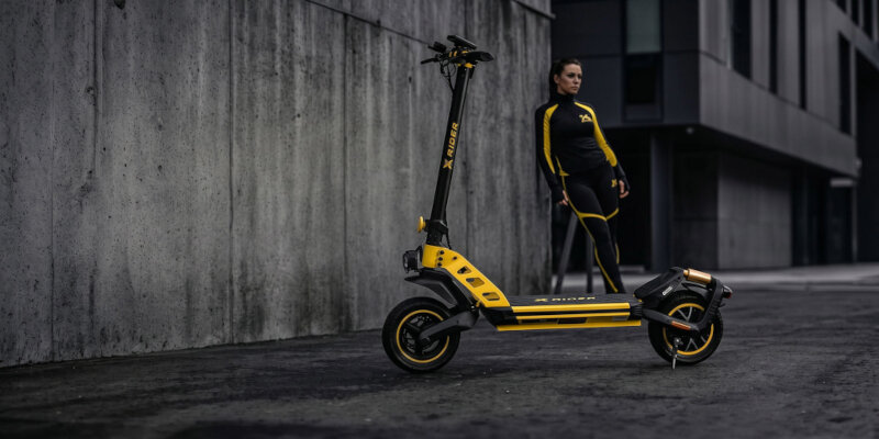 Hulajnoga elektryczna XRIDER F10 Special Max Edition Czarno-żółty