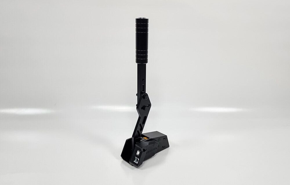 Czarny, metalowy hamulec ręczny o nowoczesnym designie, z solidną podstawą i długą, pionową dźwignią. Produkt jest sfotografowany na neutralnym, jasnym tle.